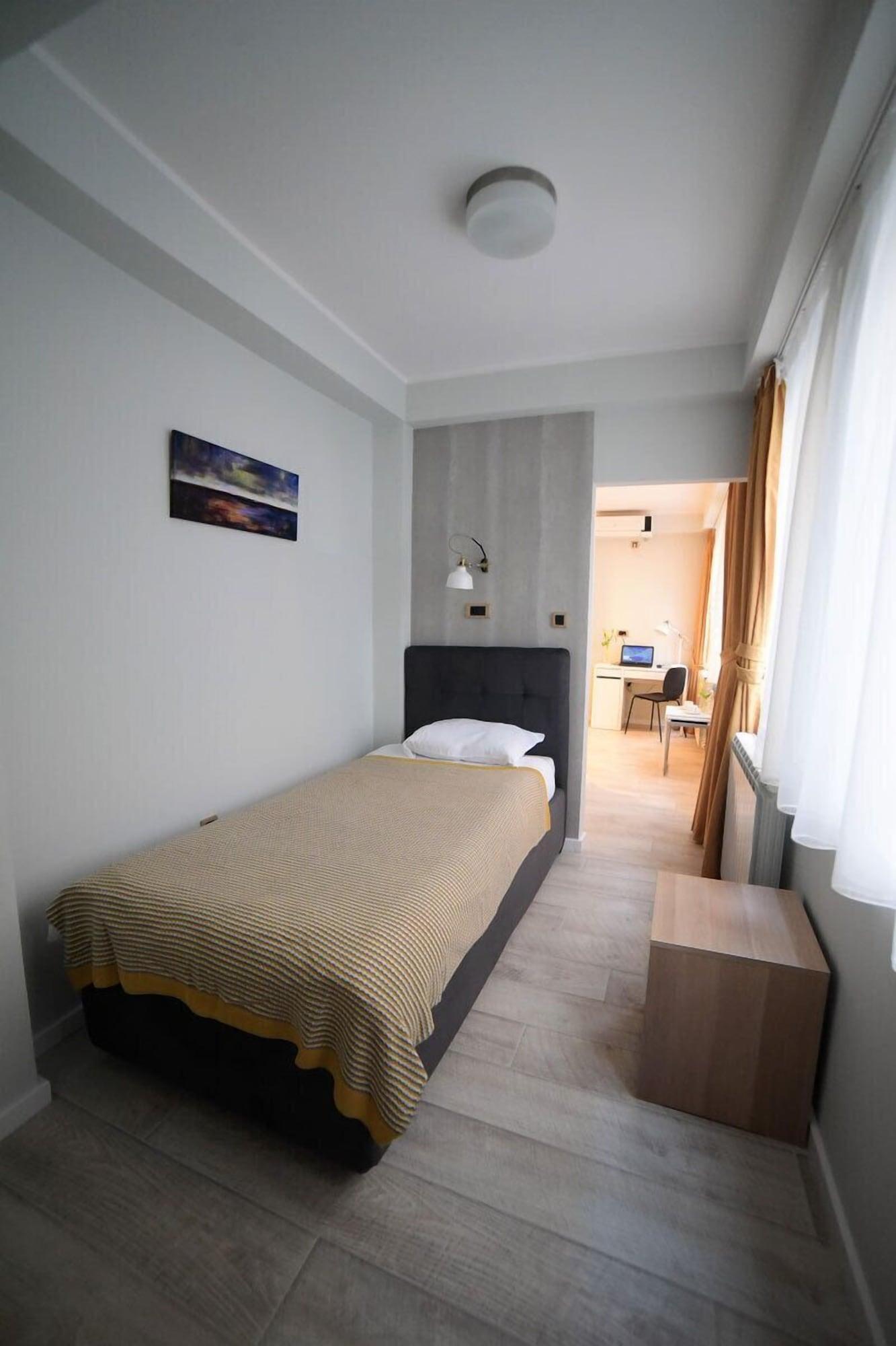 Garni House 46 Plus Belgrad Exteriör bild