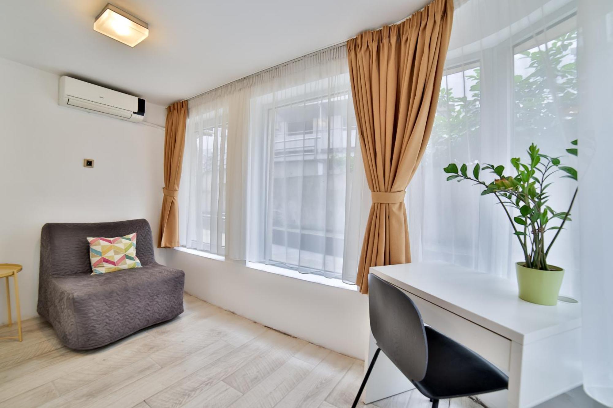 Garni House 46 Plus Belgrad Exteriör bild
