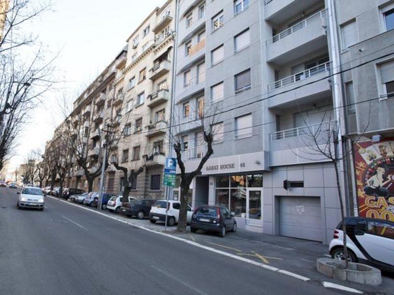 Garni House 46 Plus Belgrad Exteriör bild